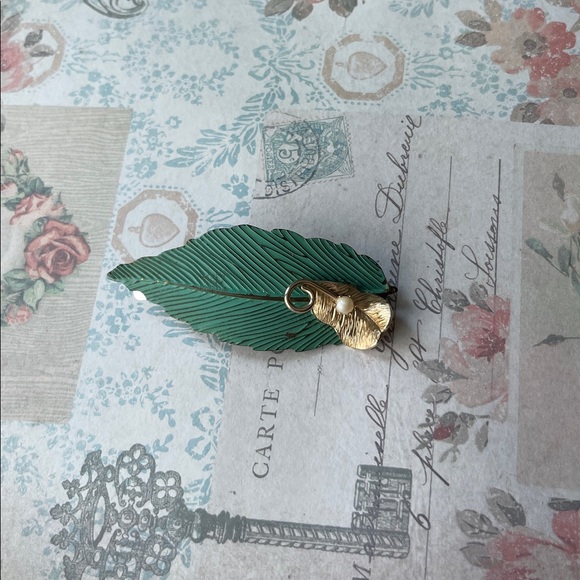 Unique Hair Barrette’s - Picture 4 of 9